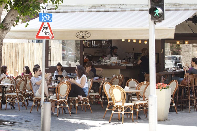 פרויקט הקמה מלאה לבית קפה ליזלוטה - בית קפה שכונתי תל אביבי
